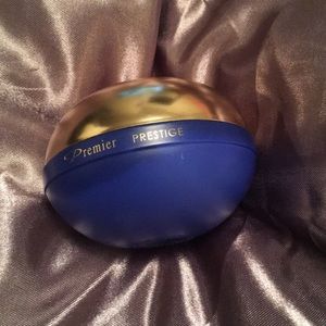 Premier PrestigePerfection Refining Moisture Cream